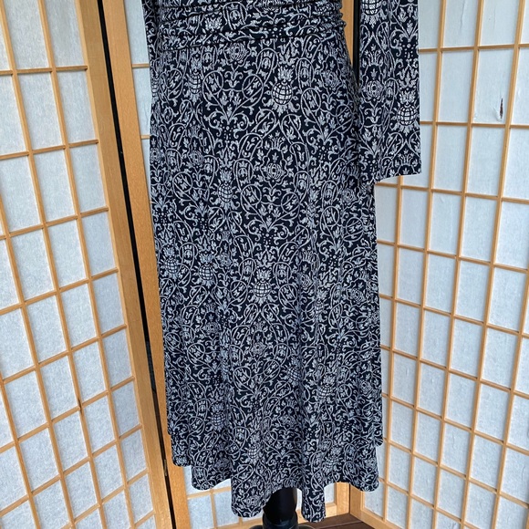 Maggy London Black Print Dress SZ 10 - Picture 12 of 13